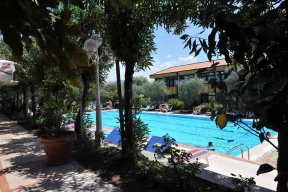 Sporthotel Olimpo Garda  Exterior photo
