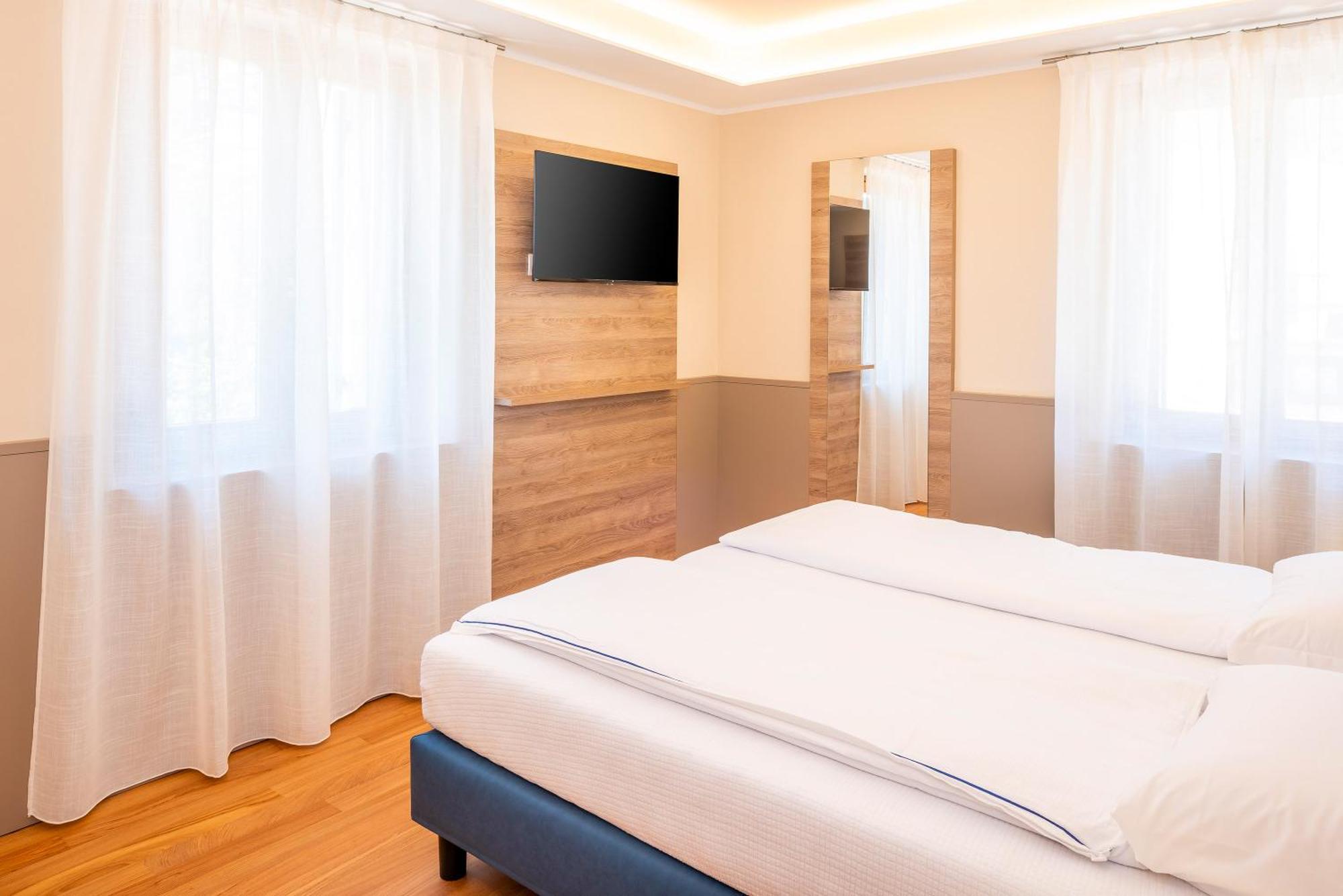 Sporthotel Olimpo Garda  Exterior photo