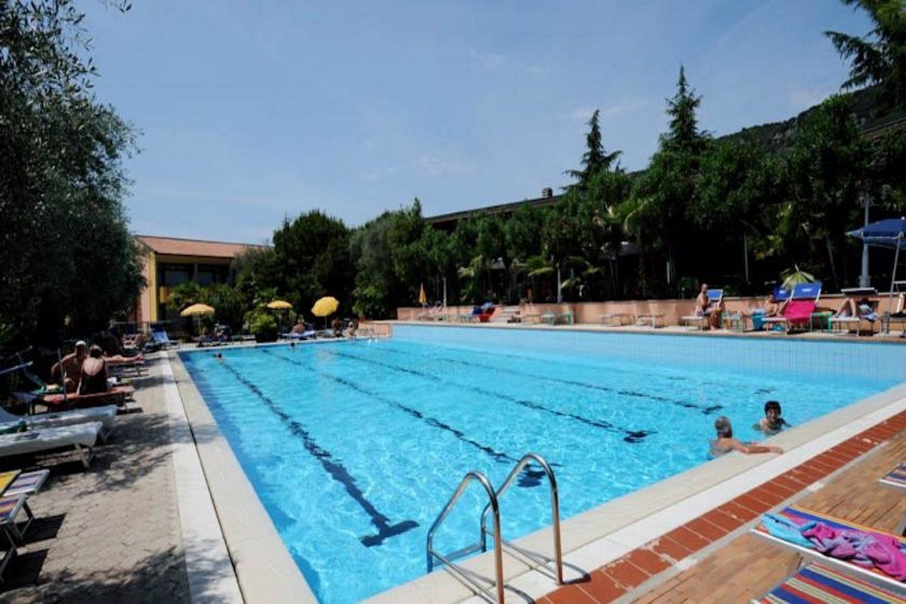 Sporthotel Olimpo Garda  Exterior photo