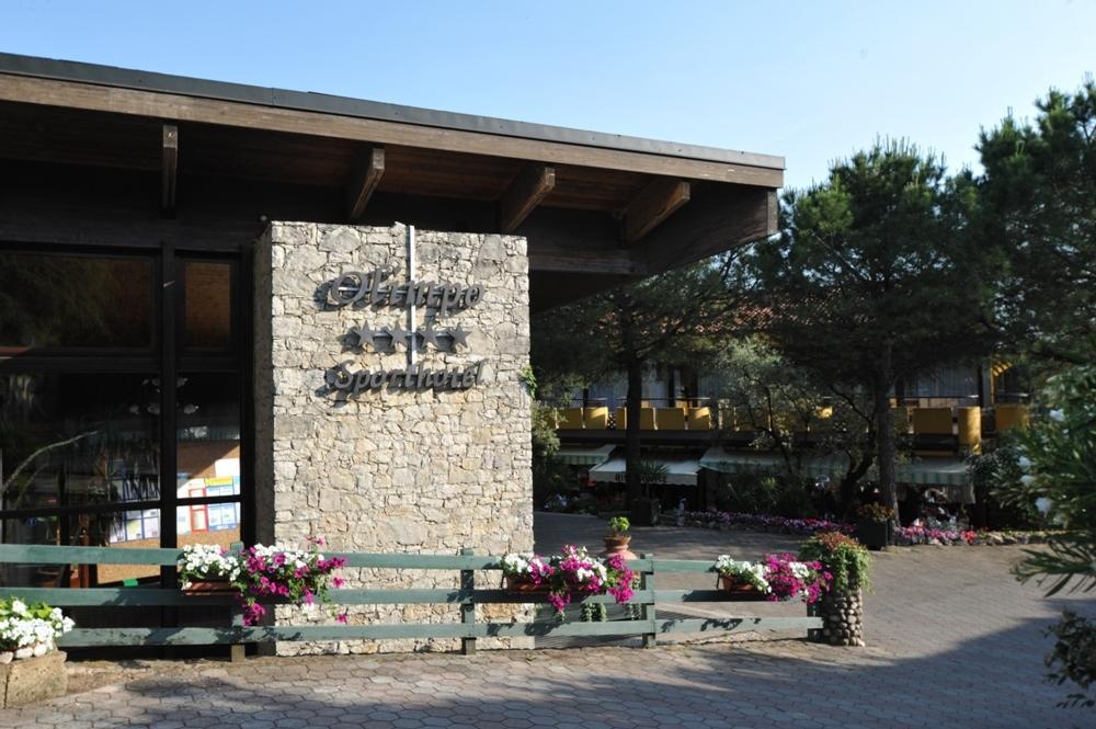 Sporthotel Olimpo Garda  Exterior photo